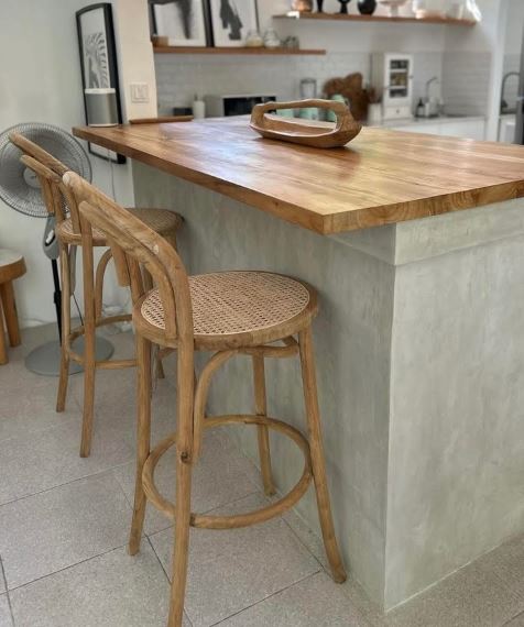 Piso Cala Taburete Nórdico de Madera para Cocina y Quincho