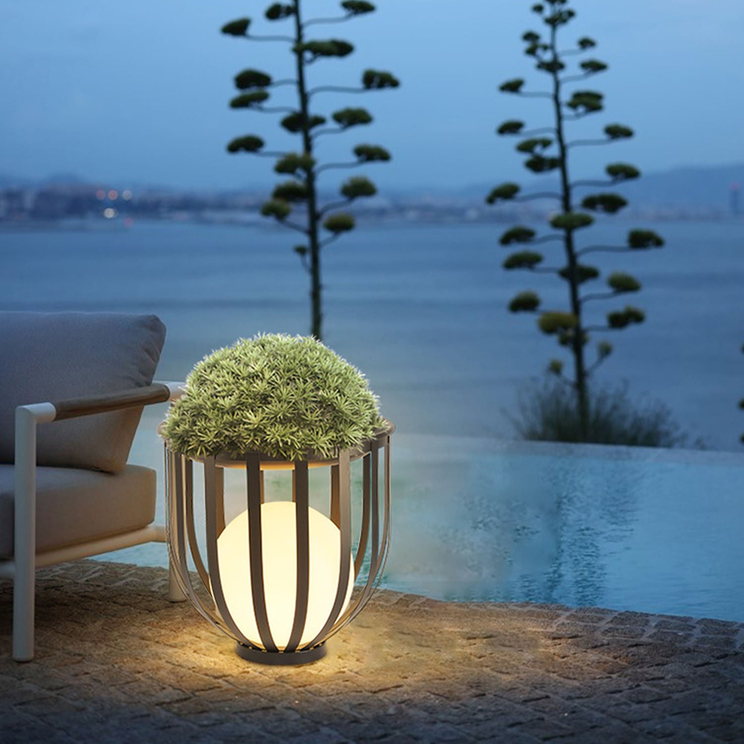 Lámpara de Pie LED Solar 8W Calida IP65