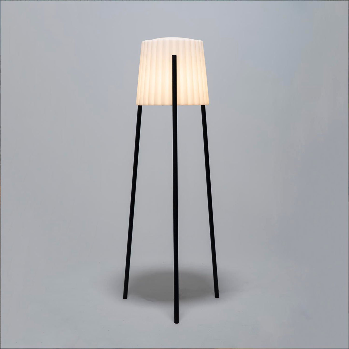 Lámpara de pie Vonderk Barcino 9W IP65