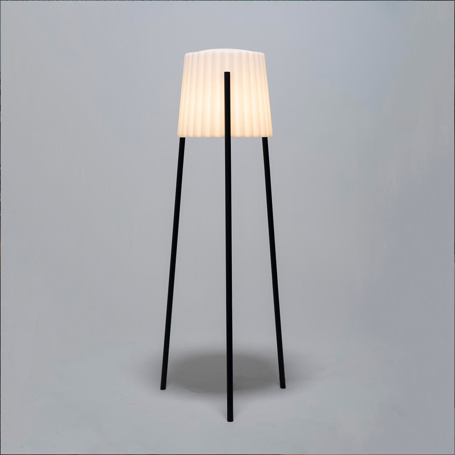 Lámpara de pie Vonderk Barcino 9W IP65