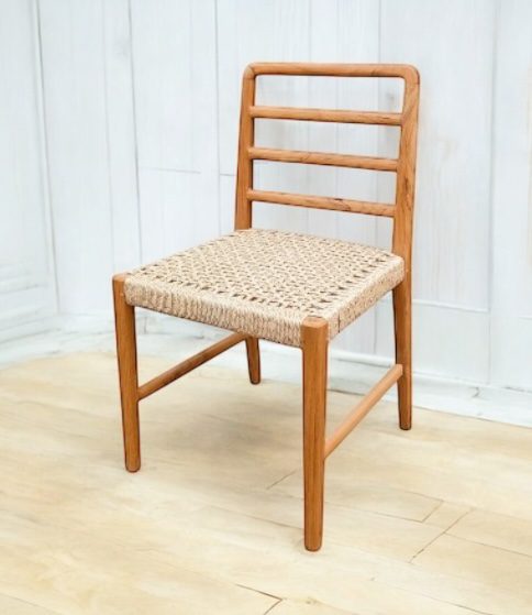 Silla Laura de Madera Teca con Asiento Beige